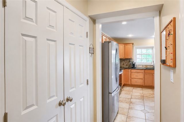 306 Providence Dr, Marshall, PA 15090