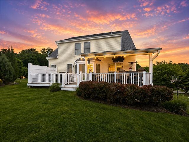 306 Providence Dr, Marshall, PA 15090