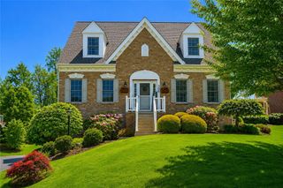 306 Providence Dr, Marshall, PA 15090