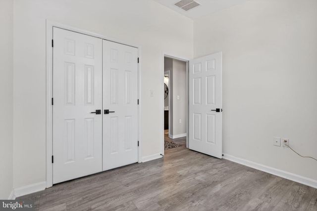 1120 BLUE BIRD LN, York, PA 17402