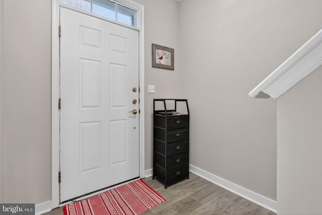 1120 BLUE BIRD LN, York, PA 17402