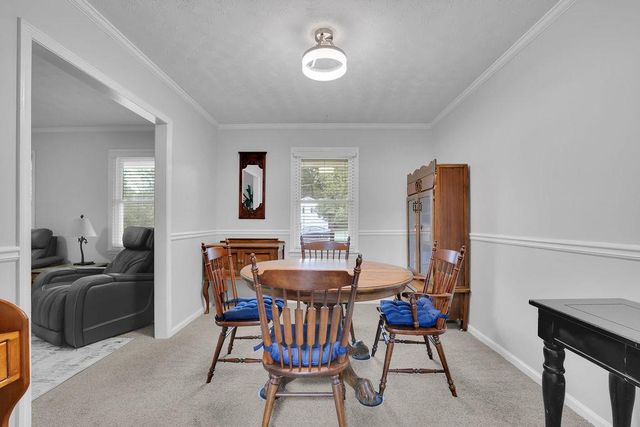 5041 Fitts Drive, Roswell, GA 30075