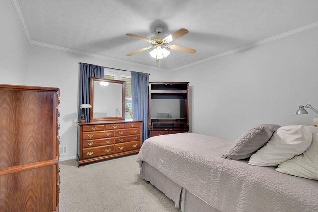 5041 Fitts Drive, Roswell, GA 30075