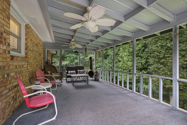 5041 Fitts Drive, Roswell, GA 30075