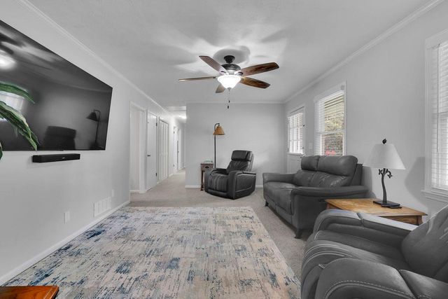 5041 Fitts Drive, Roswell, GA 30075