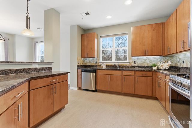 238 Luca Drive, Piscataway, NJ 08854