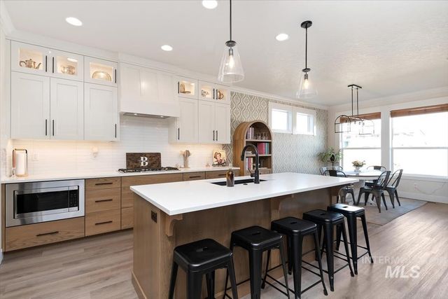 1372 W Tiger Eye, Kuna, ID 83634