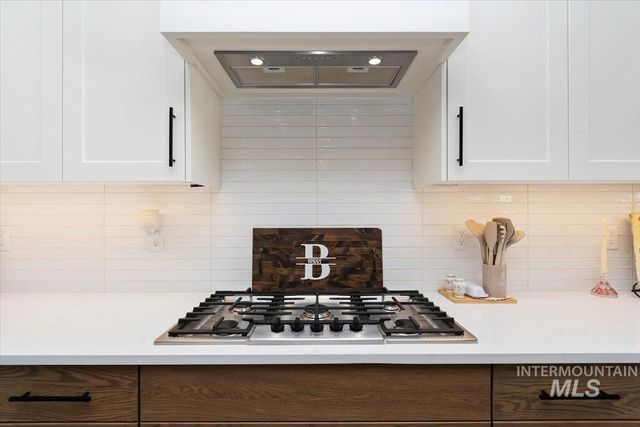 1372 W Tiger Eye, Kuna, ID 83634