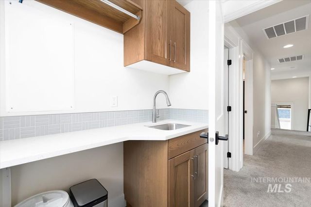 1372 W Tiger Eye, Kuna, ID 83634