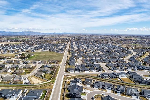 1372 W Tiger Eye, Kuna, ID 83634