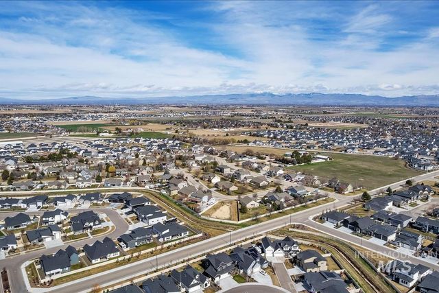 1372 W Tiger Eye, Kuna, ID 83634