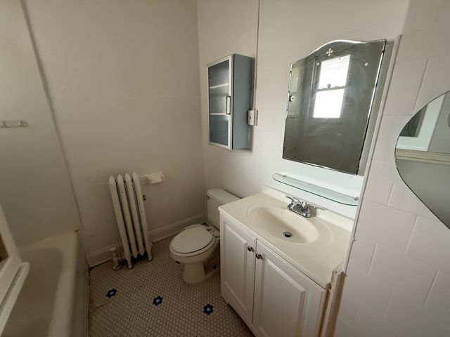 6914 W 21st Avenue 205, Berwyn, IL 60402