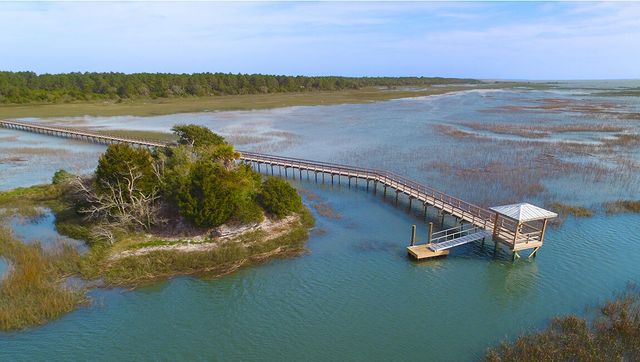 2171 Oyster Reef Lane, Mount Pleasant, SC 29466