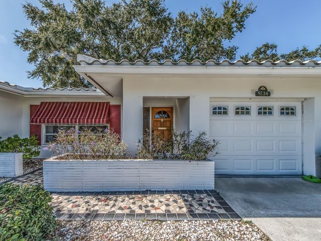 9234 141ST STREET, Seminole, FL 33776