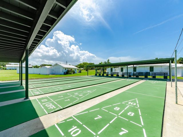 9234 141ST STREET, Seminole, FL 33776