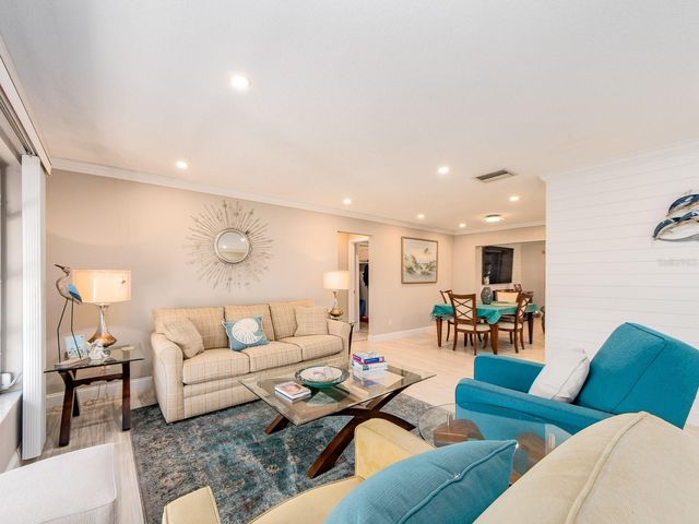 9234 141ST STREET, Seminole, FL 33776