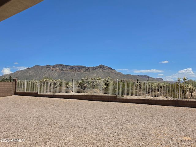 2653 N Travis --, Mesa, AZ 85207