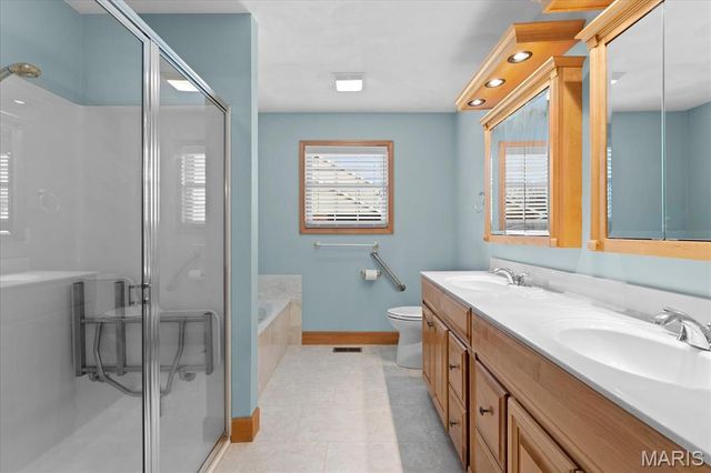 620 Springhill Court, O'fallon, IL 62269