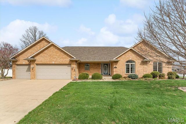 620 Springhill Court, O'fallon, IL 62269