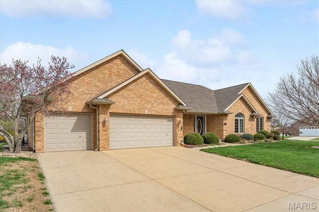 620 Springhill Court, O'fallon, IL 62269