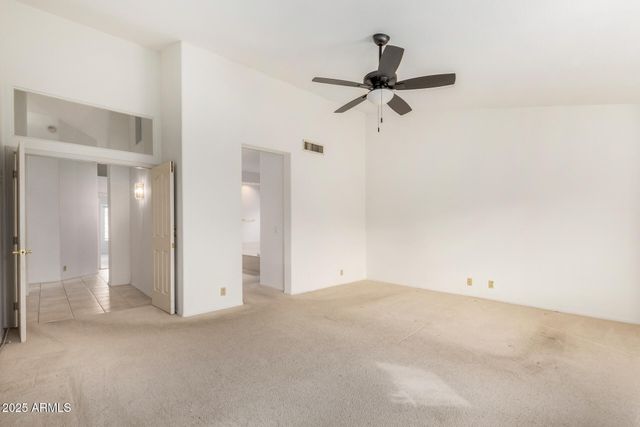 9007 W Kerry Lane, Peoria, AZ 85382