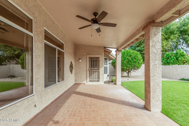 9007 W Kerry Lane, Peoria, AZ 85382