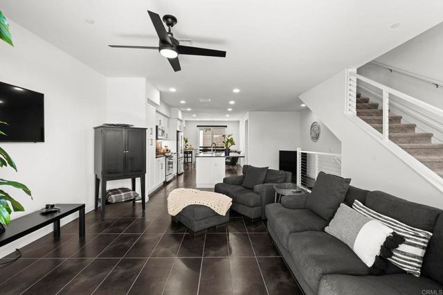 2563 State Street, Carlsbad, CA 92008