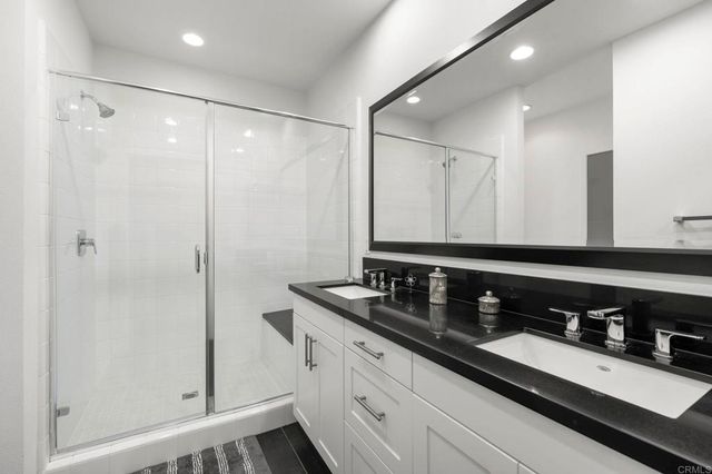 2563 State Street, Carlsbad, CA 92008