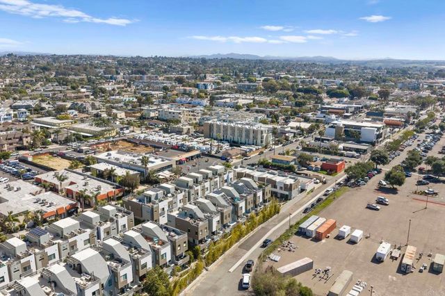 2563 State Street, Carlsbad, CA 92008