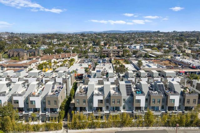 2563 State Street, Carlsbad, CA 92008