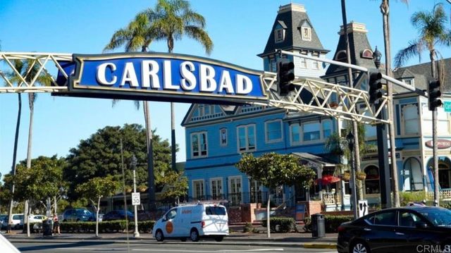 2563 State Street, Carlsbad, CA 92008