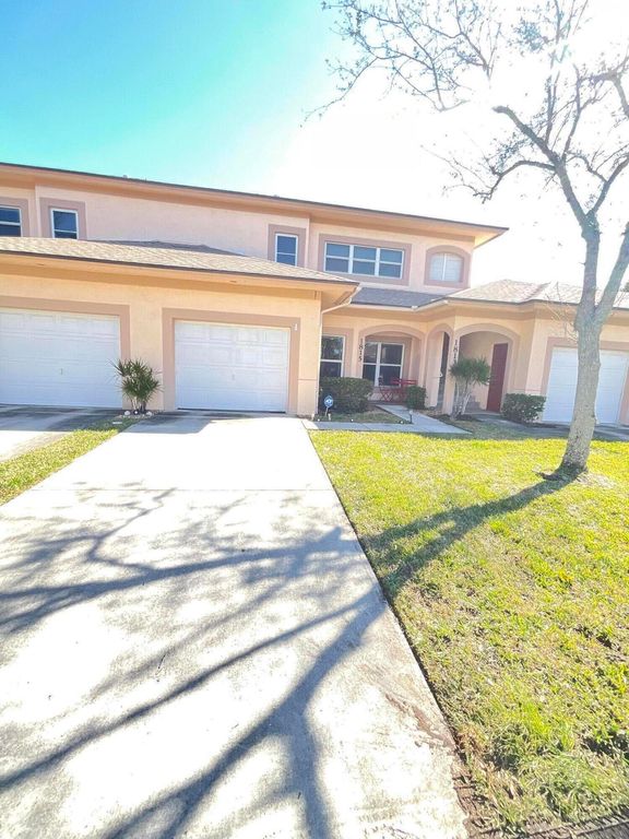 1815 Sandhill Crane Drive 2, Fort Pierce, FL 34982