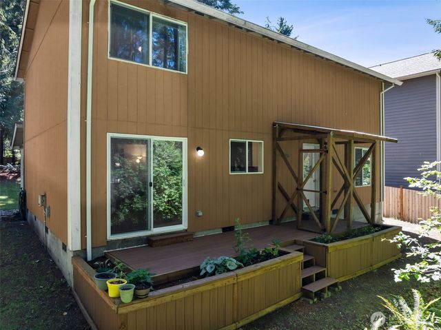 22518 Bluewater Drive SE, Yelm, WA 98597