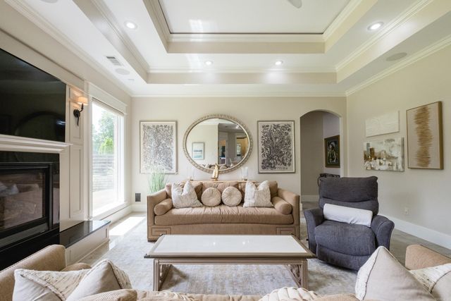 20 Accadia Ct, Little Rock, AR 72223