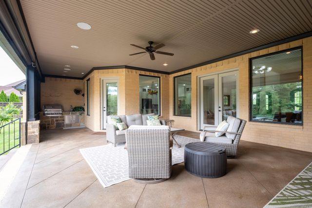 20 Accadia Ct, Little Rock, AR 72223