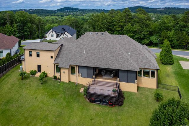 20 Accadia Ct, Little Rock, AR 72223