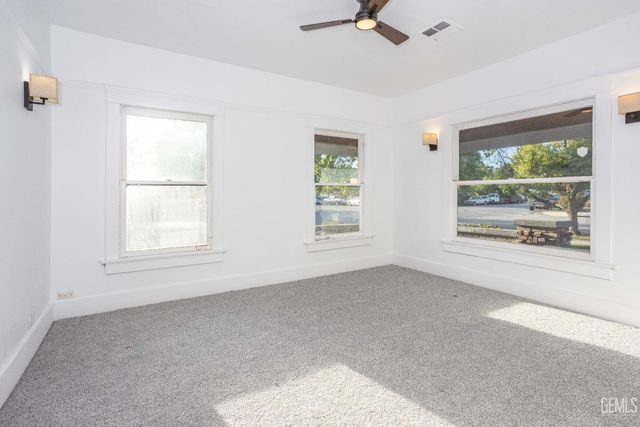 401 Pacific Street, Bakersfield, CA 93305