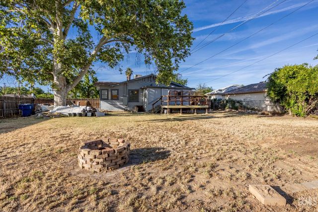 401 Pacific Street, Bakersfield, CA 93305