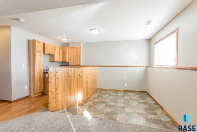 706 Almond Ave Avenue, Harrisburg, SD 57032