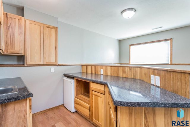 706 Almond Ave Avenue, Harrisburg, SD 57032