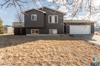 706 Almond Ave Avenue, Harrisburg, SD 57032