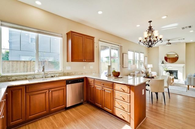 39715 Fog Shrew Rd, Newark, CA 94560