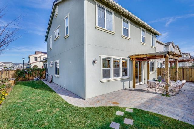 39715 Fog Shrew Rd, Newark, CA 94560