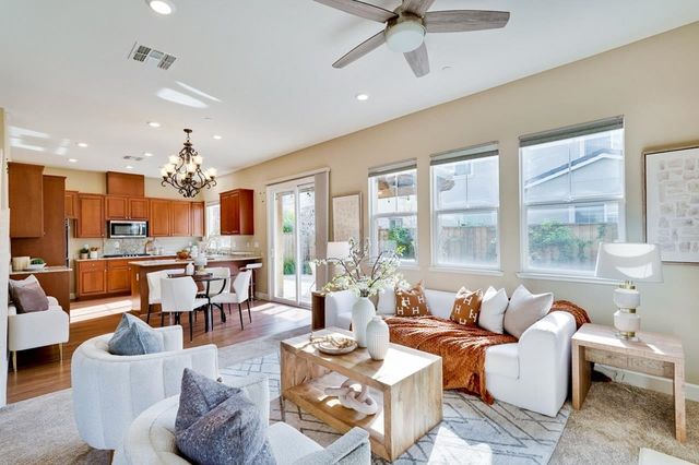 39715 Fog Shrew Rd, Newark, CA 94560