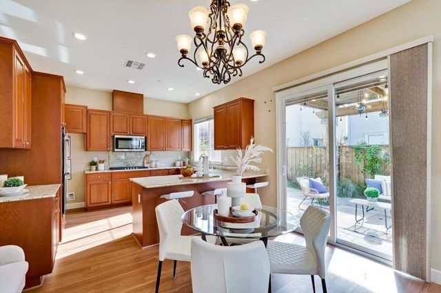 39715 Fog Shrew Rd, Newark, CA 94560