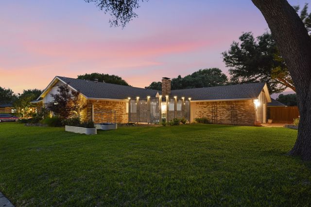 2115 Goldenrod Drive, Richardson, TX 75081