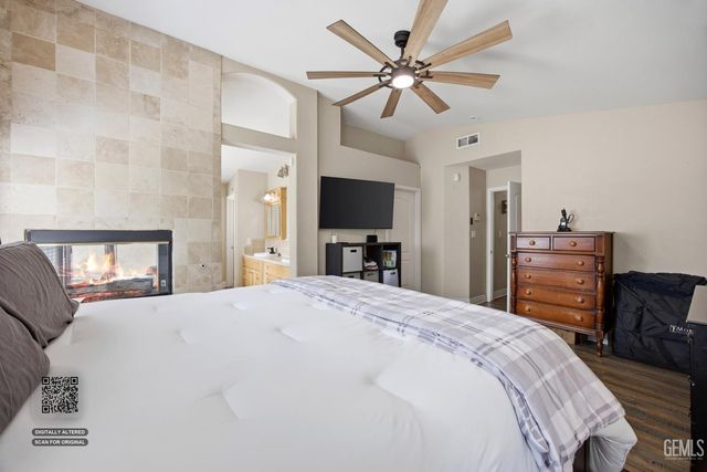 11005 Lakewood Court, Bakersfield, CA 93312