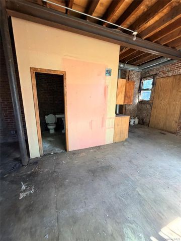 1510 Bryant Avenue, Bronx, NY 10460