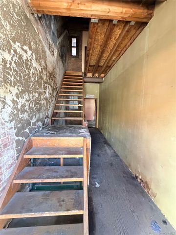 1510 Bryant Avenue, Bronx, NY 10460