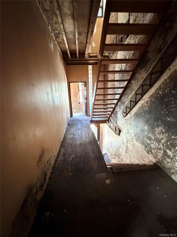 1510 Bryant Avenue, Bronx, NY 10460